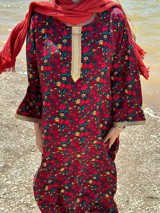 پیراهن گل دار