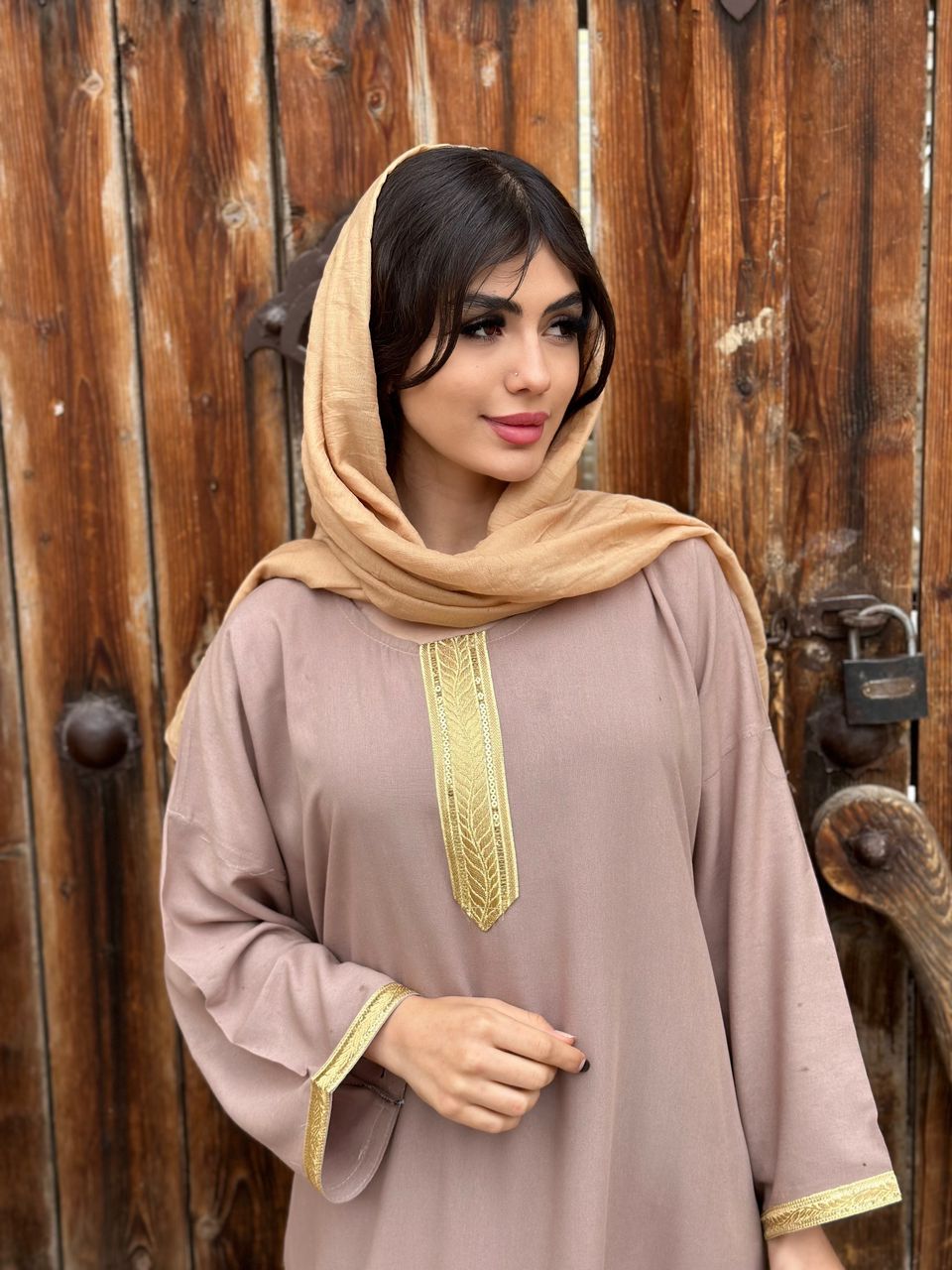پیراهن طلاکوب